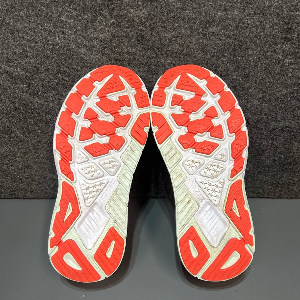 HOKA Women's Arahi 5 Size 6.5 - Picture 12 of 14